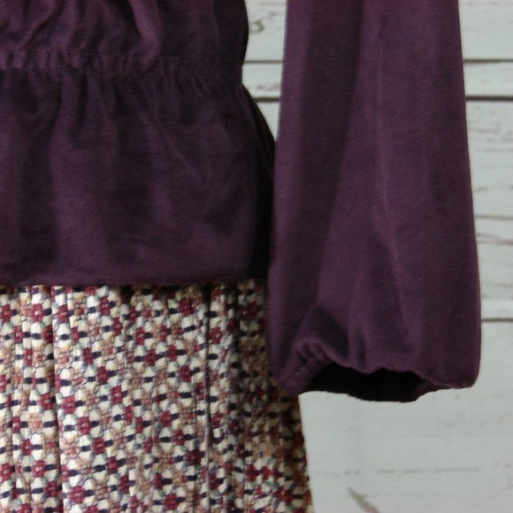 Plum Purple Microsuede Microfiber Long Sleeve Peasant Scoop Neck Top - Picture 6 of 16